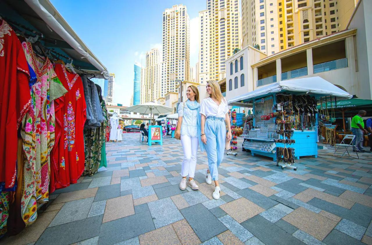 Lunar Cozy Hostel - Jbr Dubai Luaran gambar
