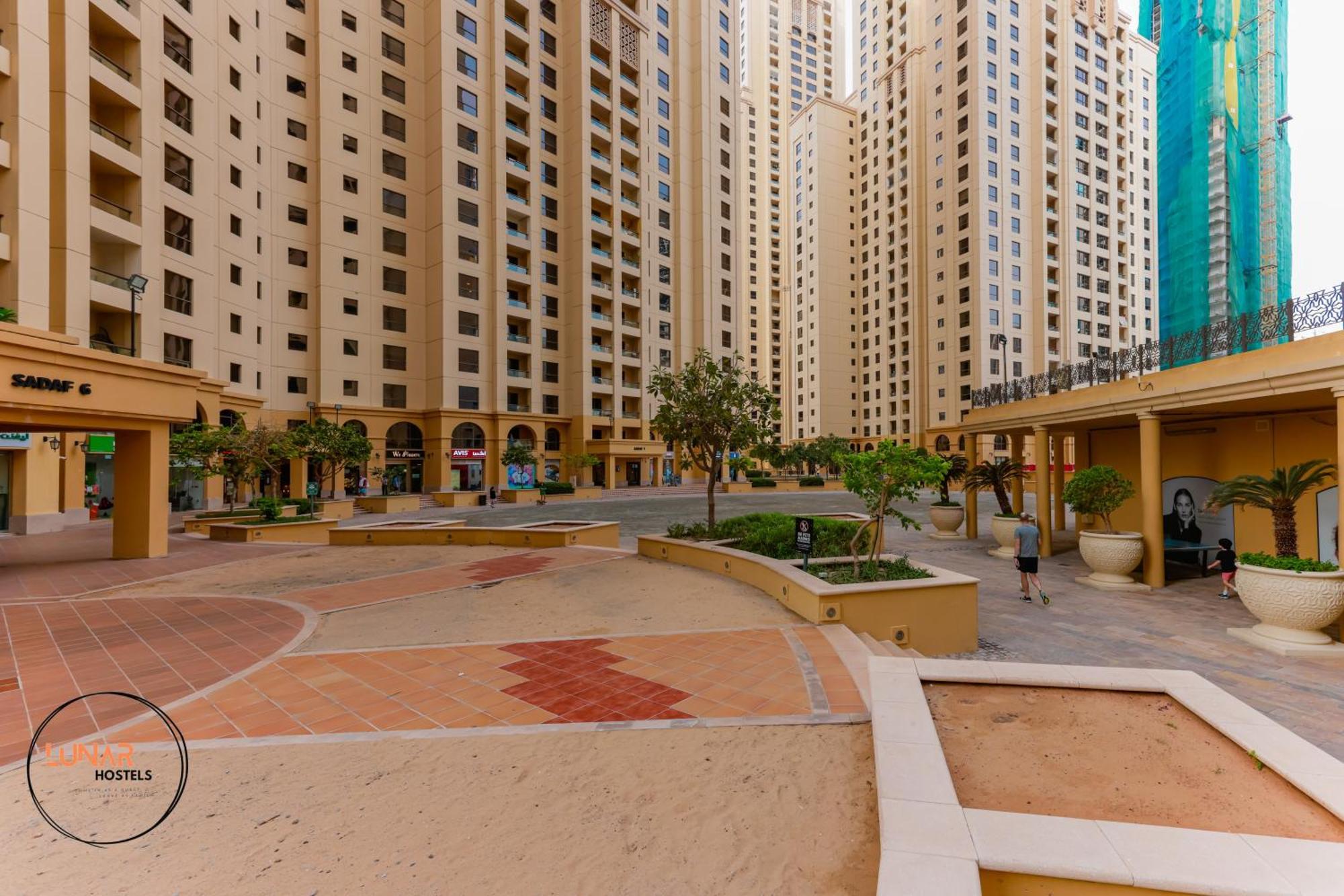 Lunar Cozy Hostel - Jbr Dubai Luaran gambar