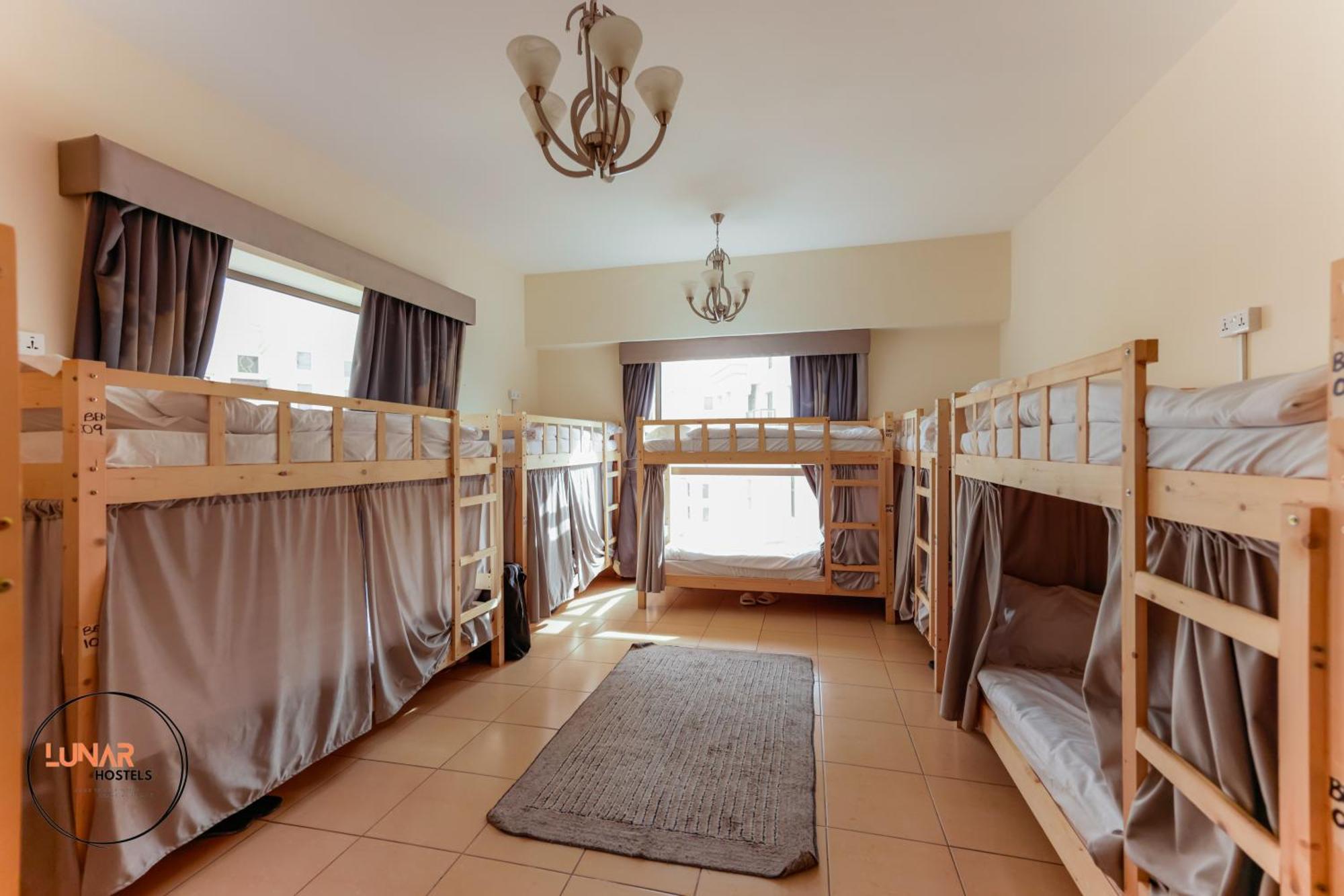 Lunar Cozy Hostel - Jbr Dubai Luaran gambar