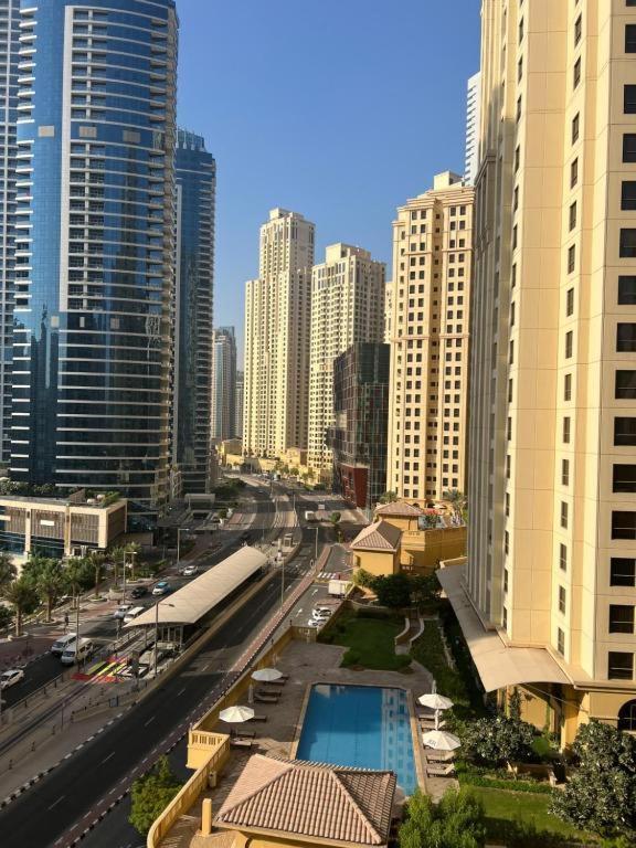 Lunar Cozy Hostel - Jbr Dubai Luaran gambar