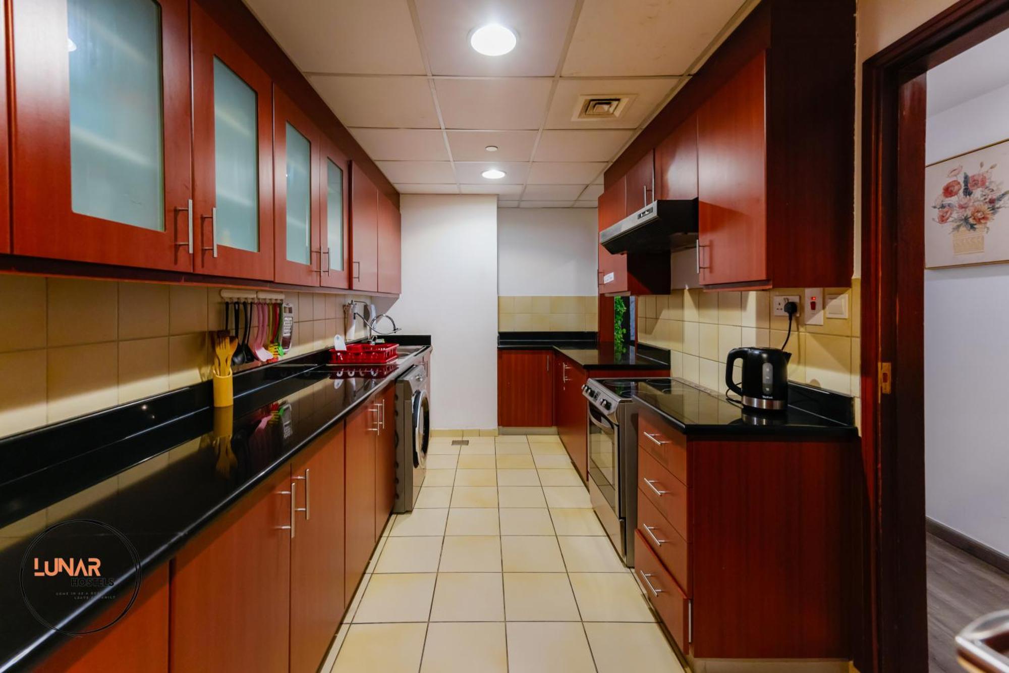 Lunar Cozy Hostel - Jbr Dubai Luaran gambar