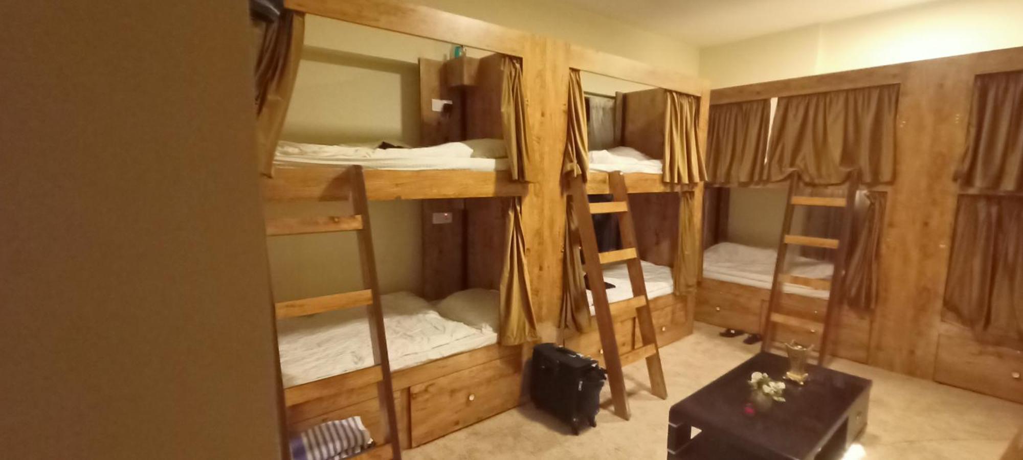 Lunar Cozy Hostel - Jbr Dubai Luaran gambar