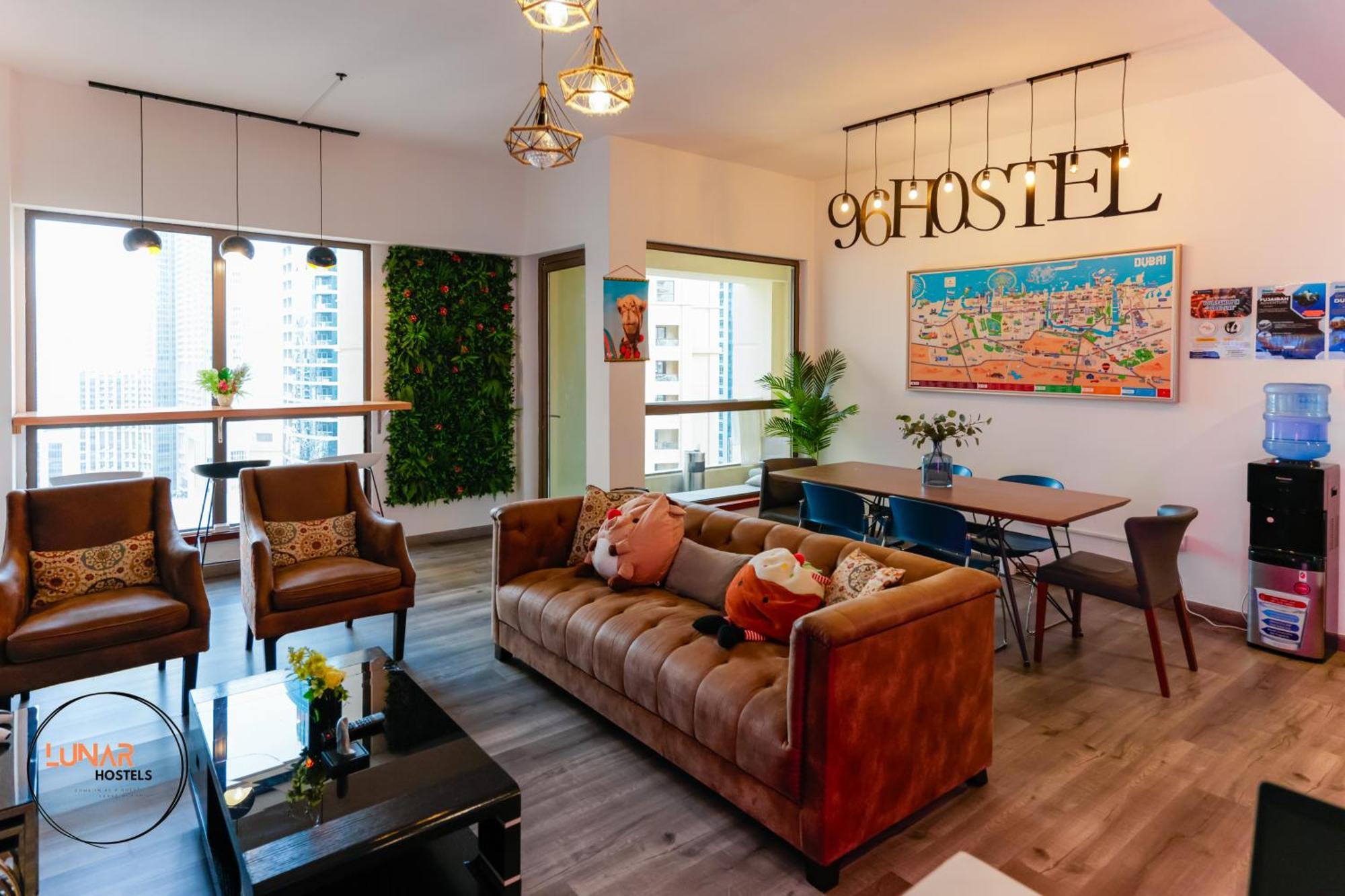 Lunar Cozy Hostel - Jbr Dubai Luaran gambar